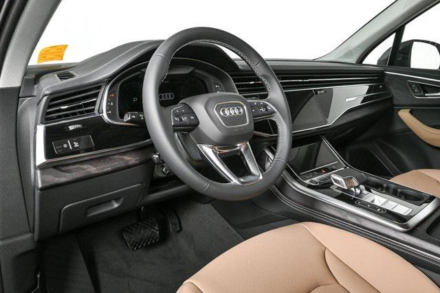 new 2025 Audi Q7 car, priced at $68,715