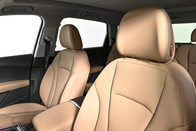 new 2025 Audi Q7 car, priced at $70,914