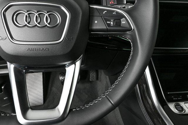 new 2026 Audi Q7 car, priced at $72,814