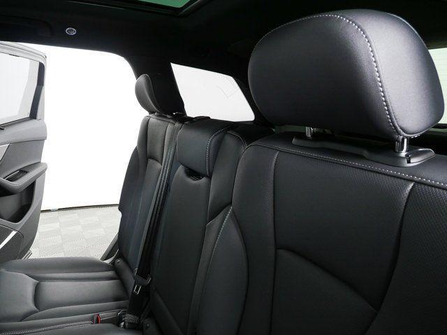 new 2026 Audi Q7 car, priced at $74,082