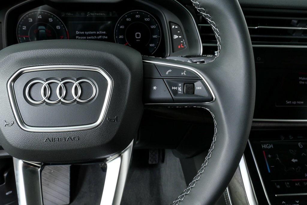 new 2026 Audi Q7 car, priced at $76,635