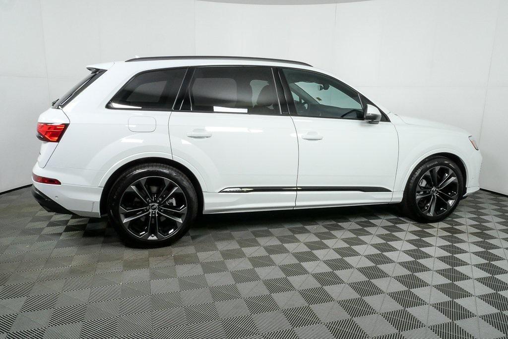 new 2026 Audi Q7 car, priced at $76,635