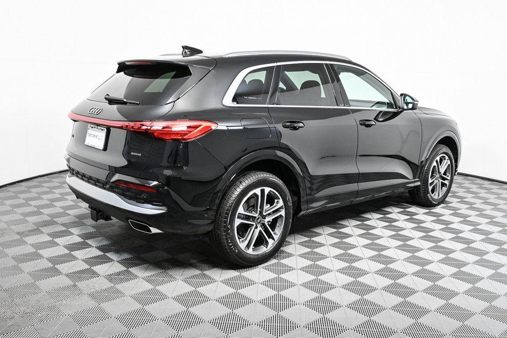 new 2025 Audi Q5 car, priced at $52,143
