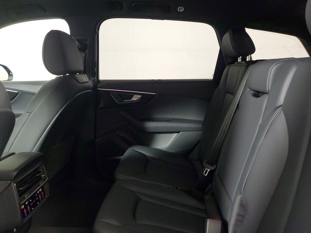 new 2026 Audi Q7 car, priced at $75,289