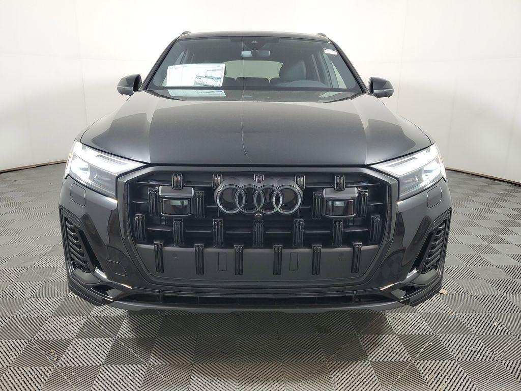new 2026 Audi Q7 car, priced at $75,289
