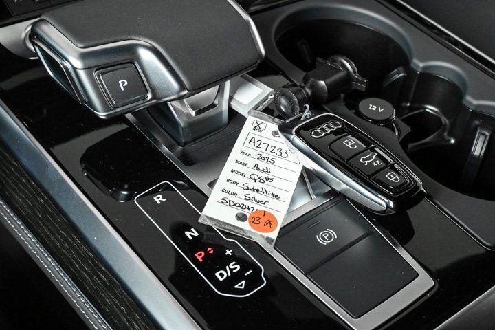 new 2025 Audi Q8 car, priced at $78,035