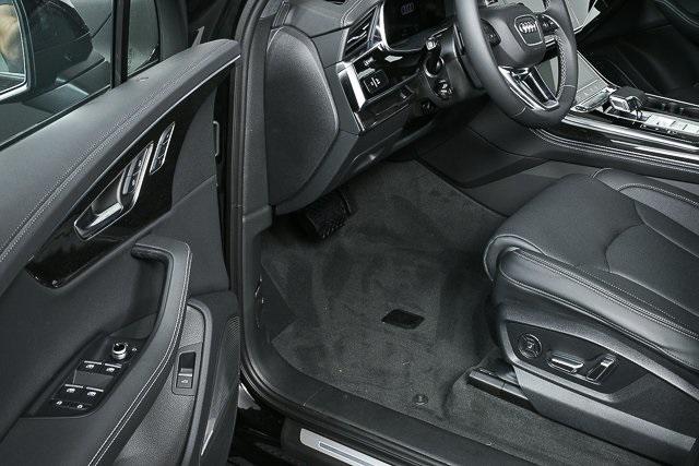 new 2025 Audi Q7 car, priced at $84,335