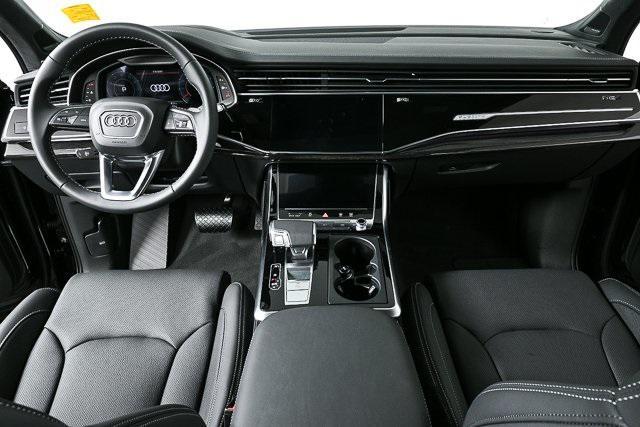 new 2025 Audi Q7 car, priced at $84,335