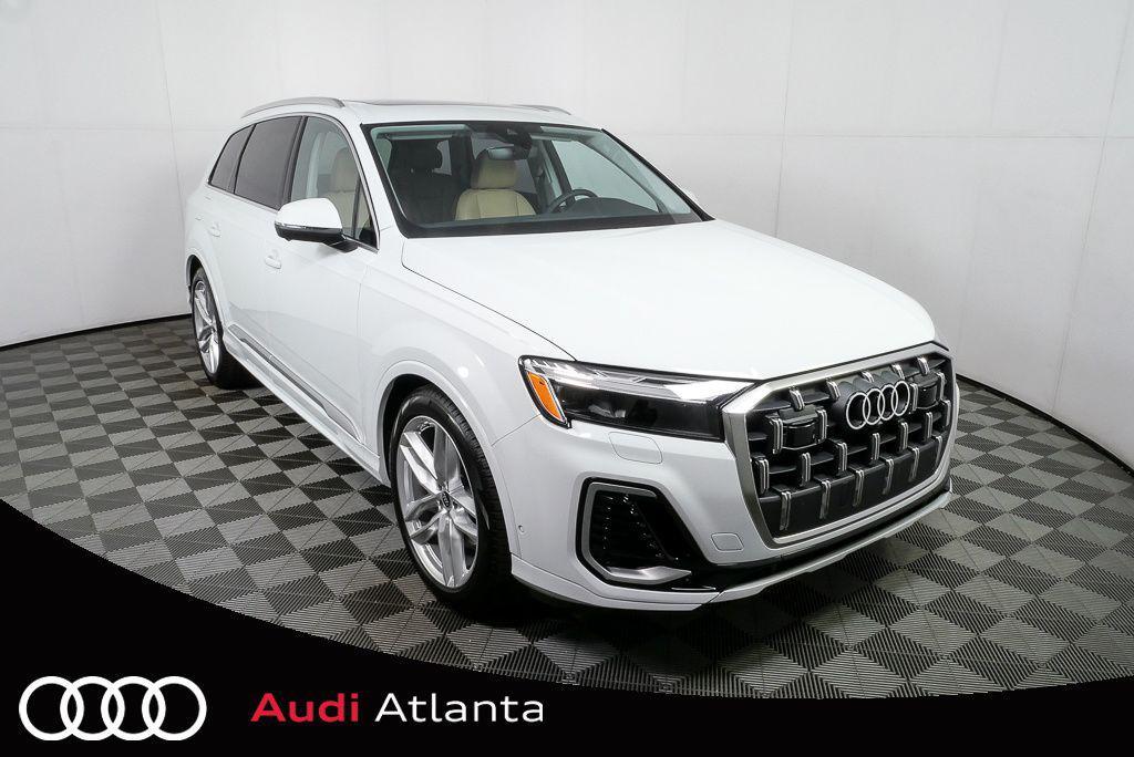 new 2025 Audi Q7 car, priced at $69,372
