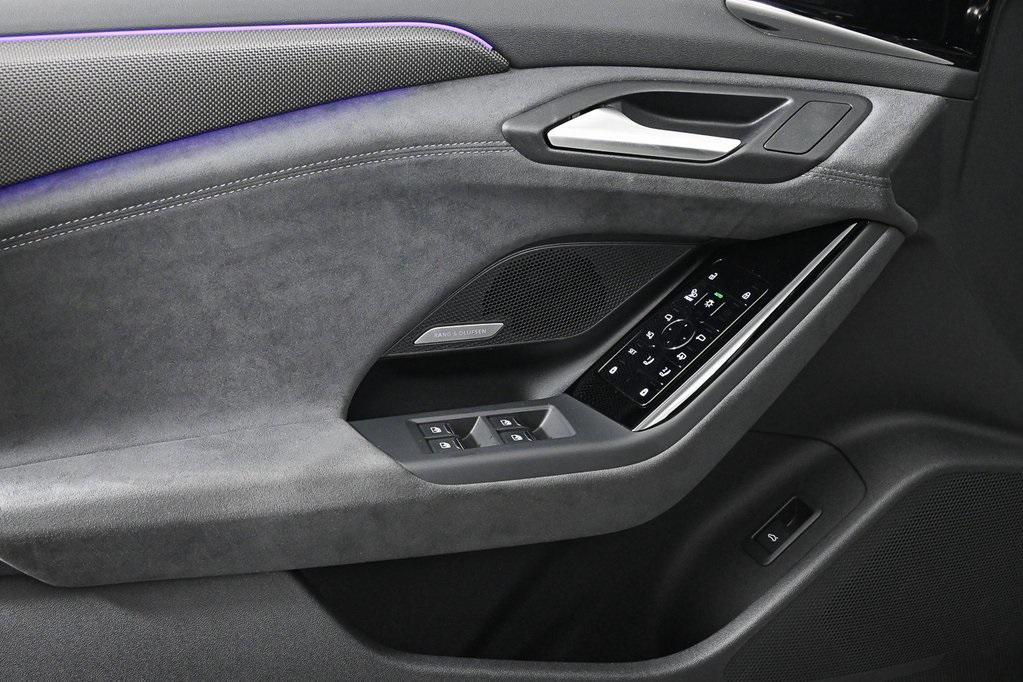 new 2025 Audi S6 e-tron car, priced at $87,300