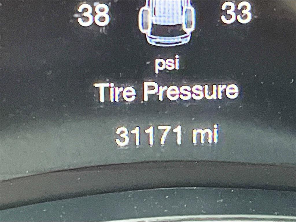 used 2021 Jeep Grand Cherokee car, priced at $22,600