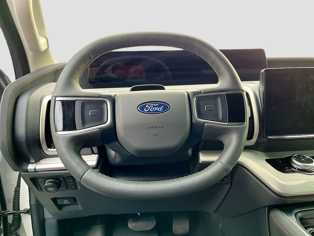 used 2025 Ford Expedition car, priced at $52,600