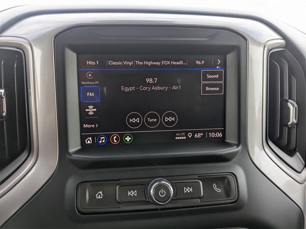 used 2022 Chevrolet Silverado 1500 car, priced at $28,400