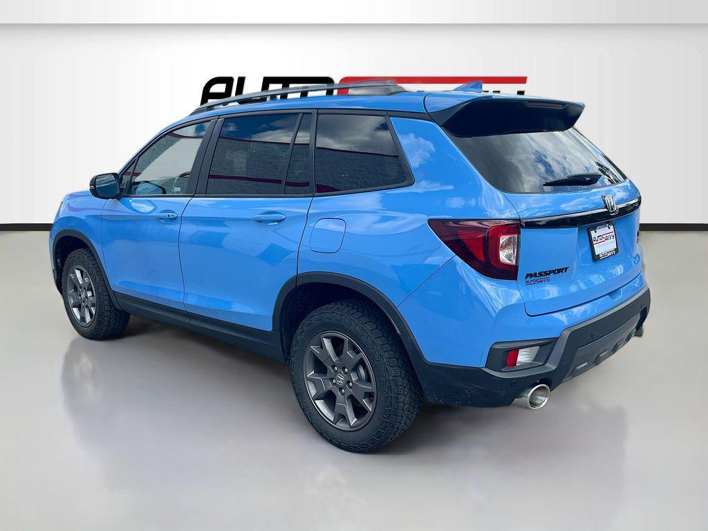 used 2024 Honda Passport car, priced at $31,200