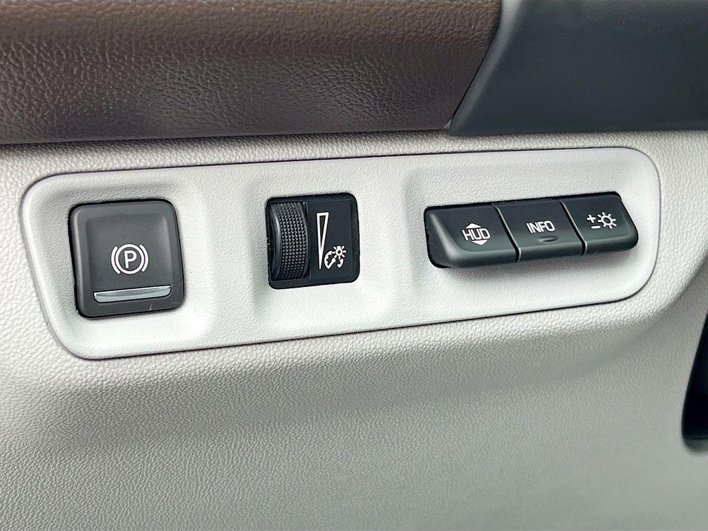 used 2023 GMC Acadia car, priced at $29,200