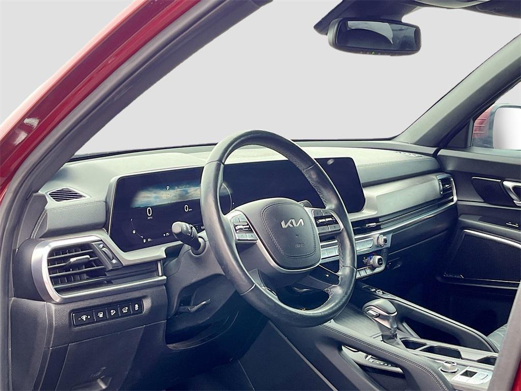 used 2023 Kia Telluride car, priced at $30,900