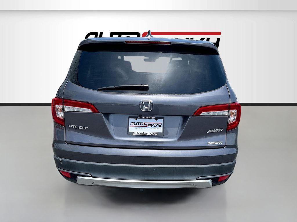 used 2021 Honda Pilot car, priced at $22,800