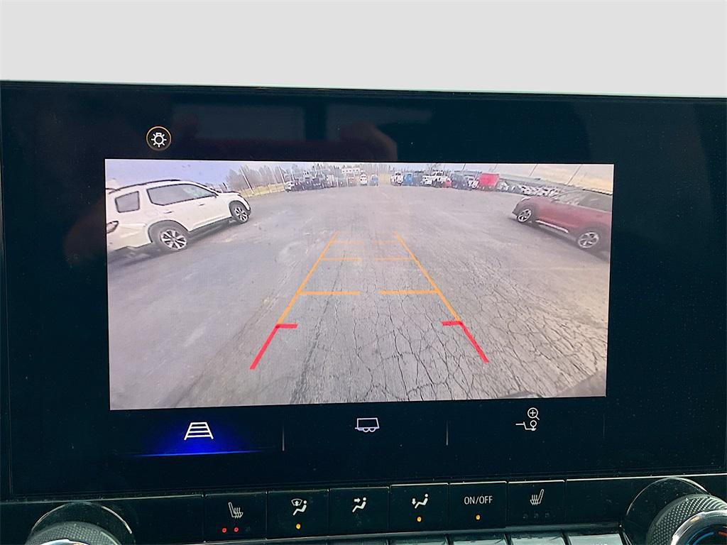 used 2024 Chevrolet Colorado car, priced at $29,500