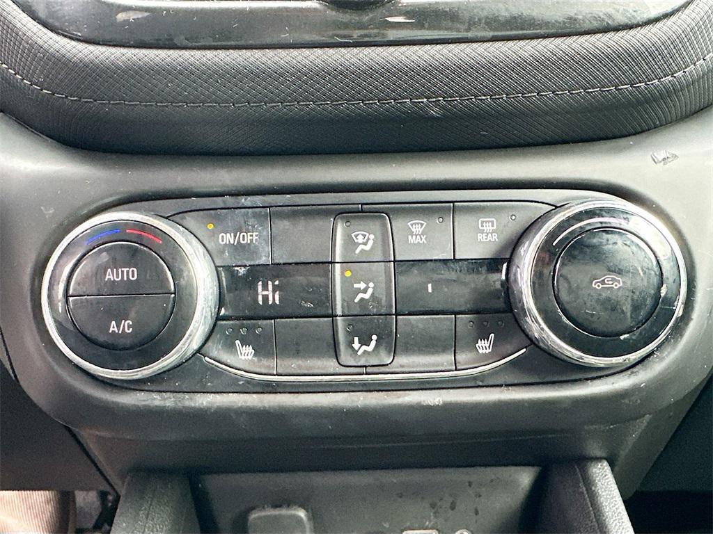 used 2023 Chevrolet TrailBlazer car, priced at $18,300