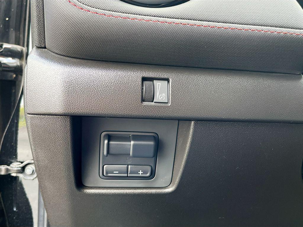 used 2024 Chevrolet Colorado car, priced at $33,400