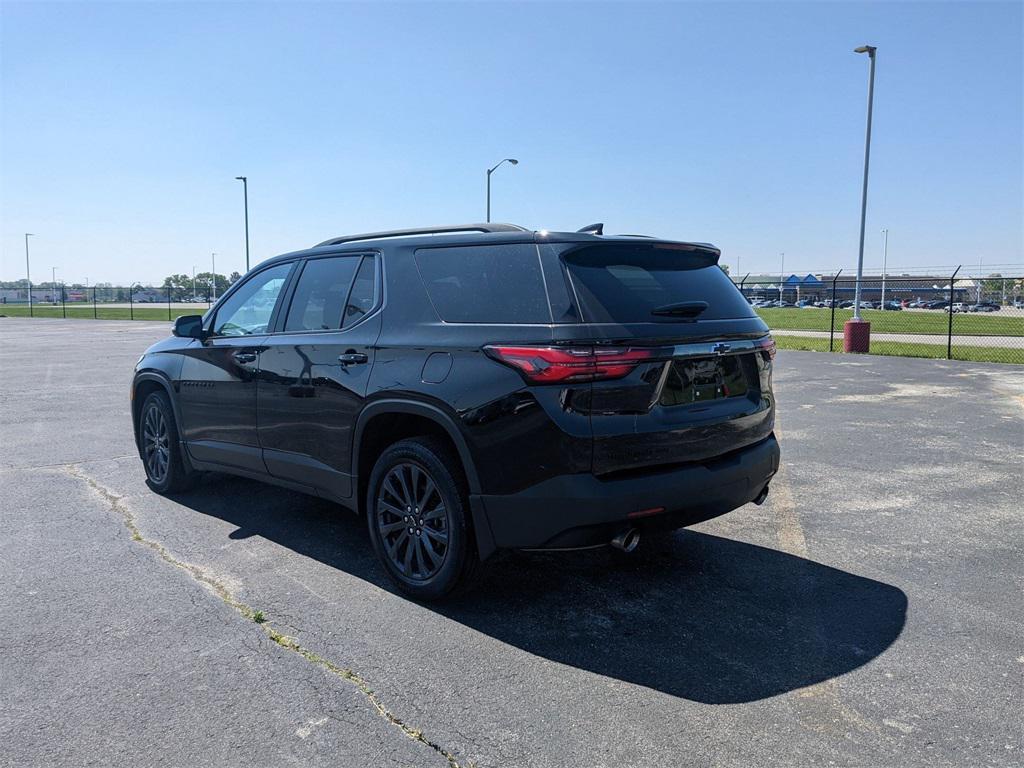 used 2023 Chevrolet Traverse car, priced at $30,500