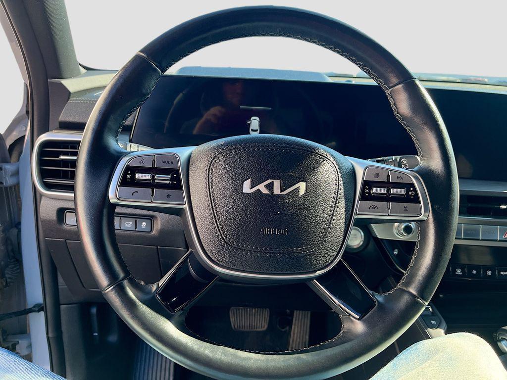 used 2023 Kia Telluride car, priced at $31,200