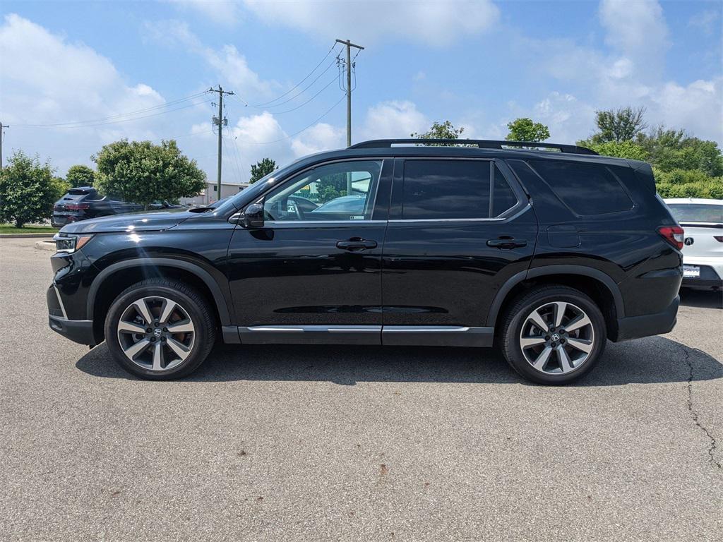 used 2024 Honda Pilot car, priced at $38,400