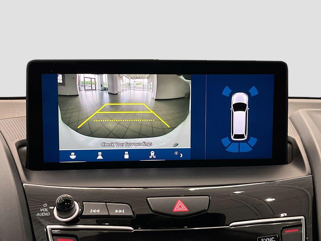 used 2024 Acura RDX car, priced at $32,200