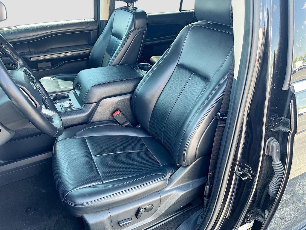 used 2024 Ford Expedition Max car, priced at $40,000