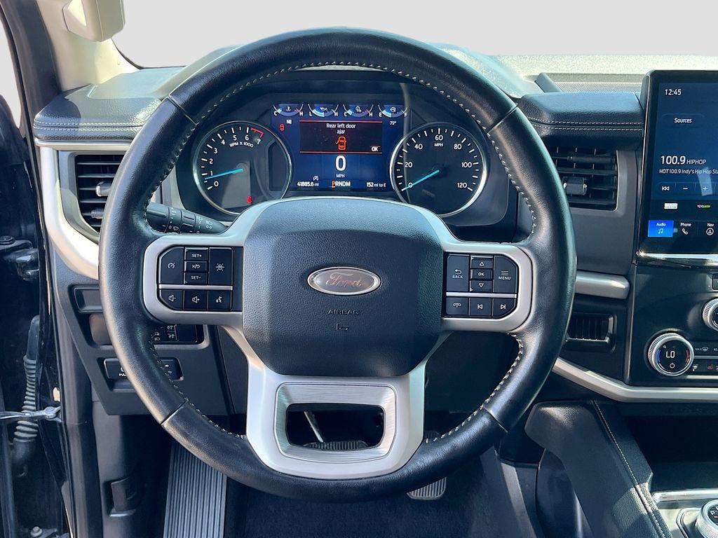 used 2024 Ford Expedition Max car, priced at $40,000
