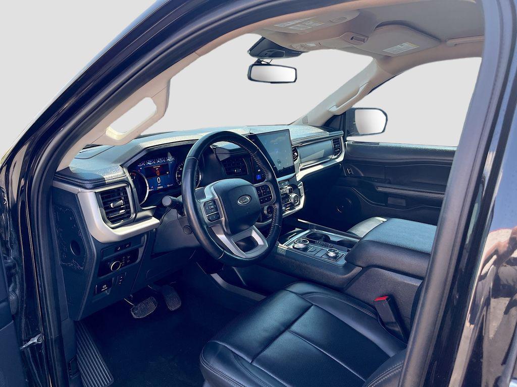 used 2024 Ford Expedition Max car, priced at $40,000