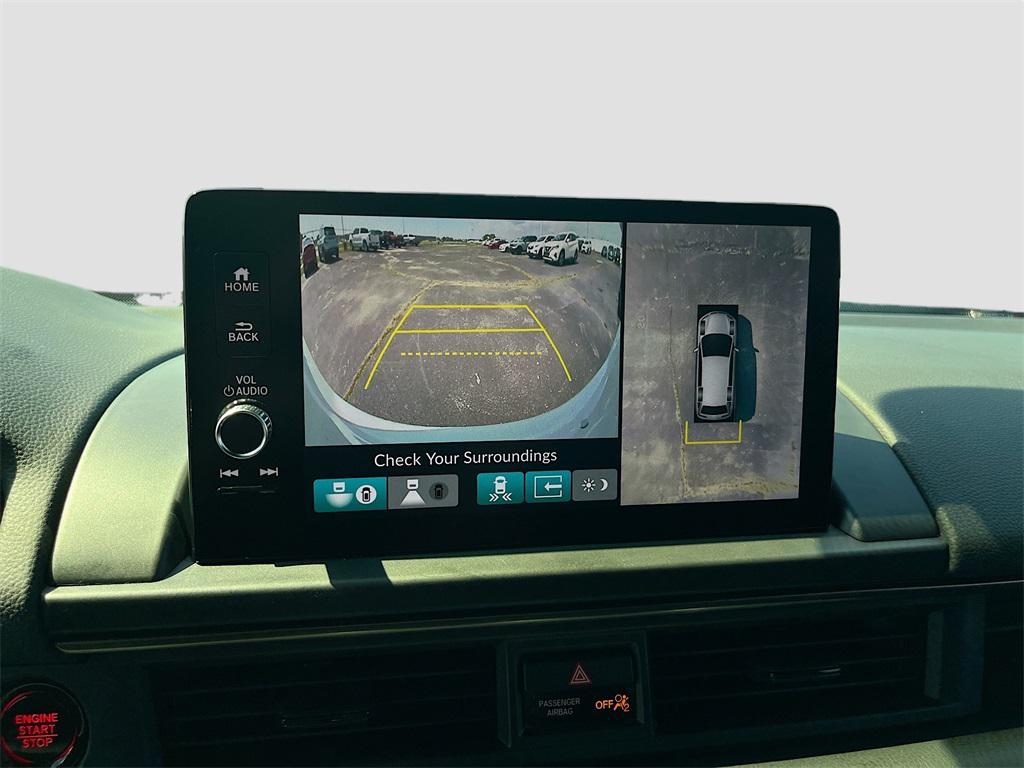 used 2025 Honda Pilot car, priced at $38,200