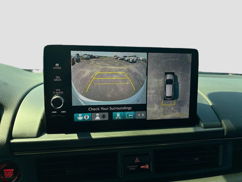 used 2025 Honda Pilot car, priced at $37,200