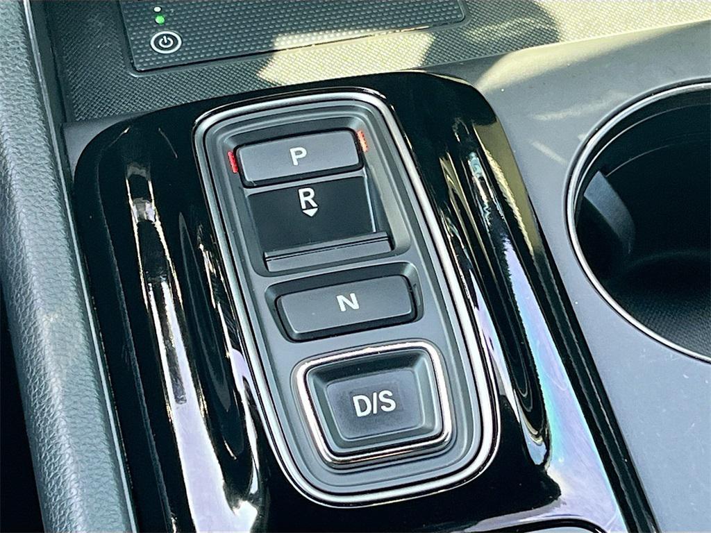 used 2025 Honda Pilot car, priced at $38,200