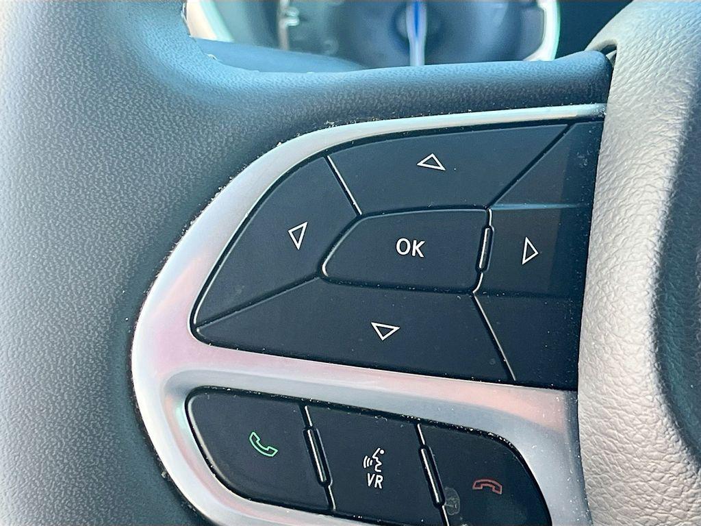 used 2024 Chrysler Pacifica car, priced at $23,100