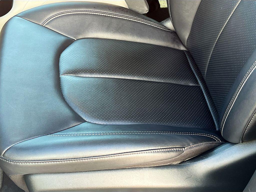 used 2024 Chrysler Pacifica car, priced at $23,100