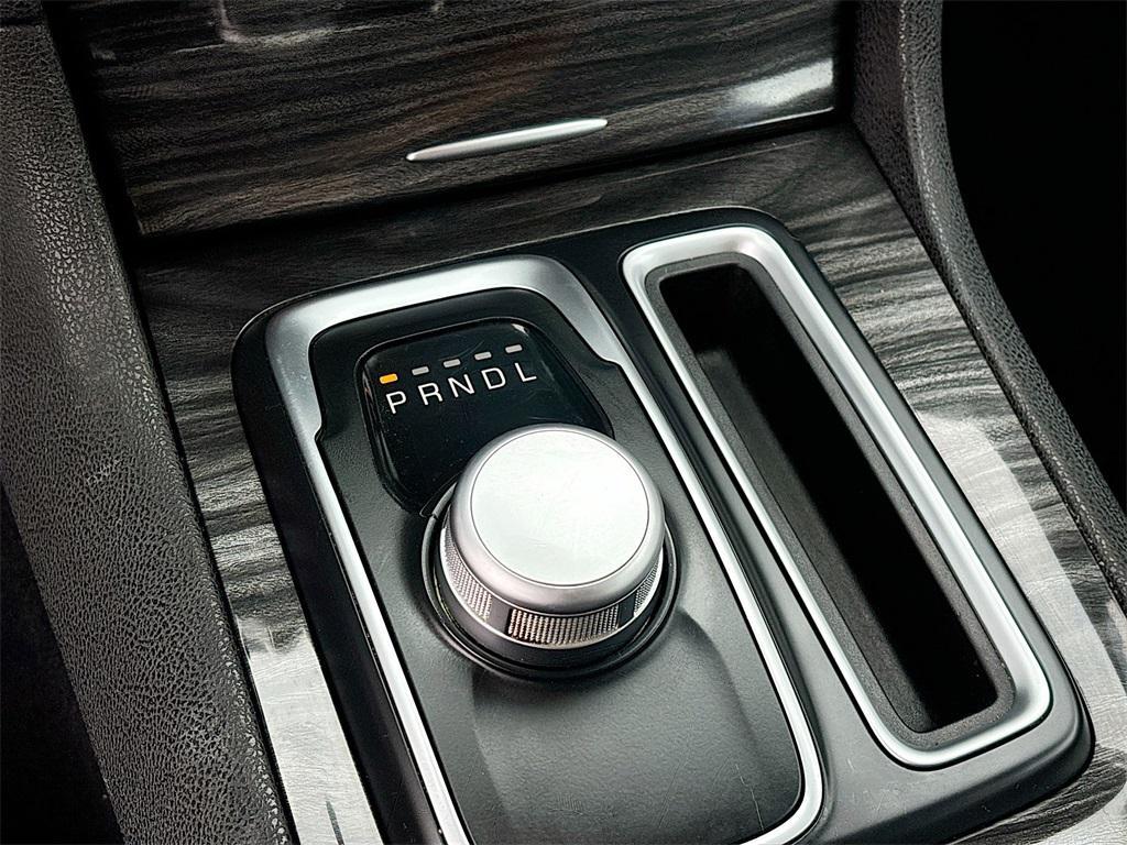 used 2021 Chrysler 300 car, priced at $18,800