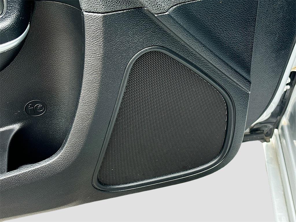 used 2021 Chrysler 300 car, priced at $18,800