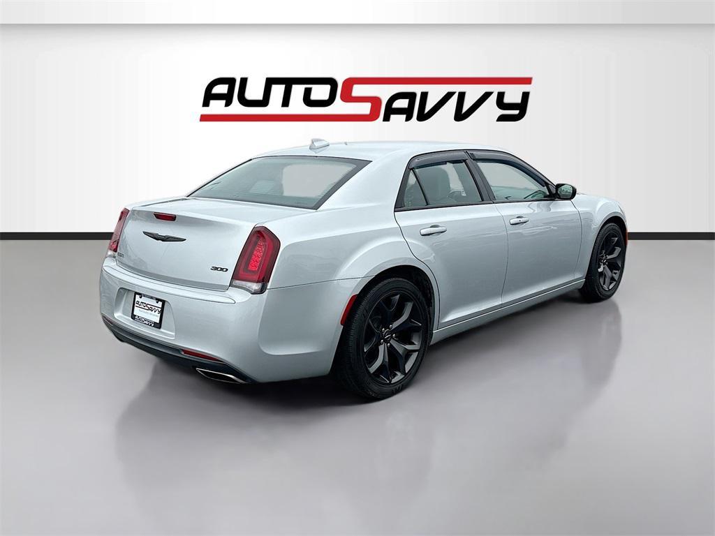used 2021 Chrysler 300 car, priced at $18,800