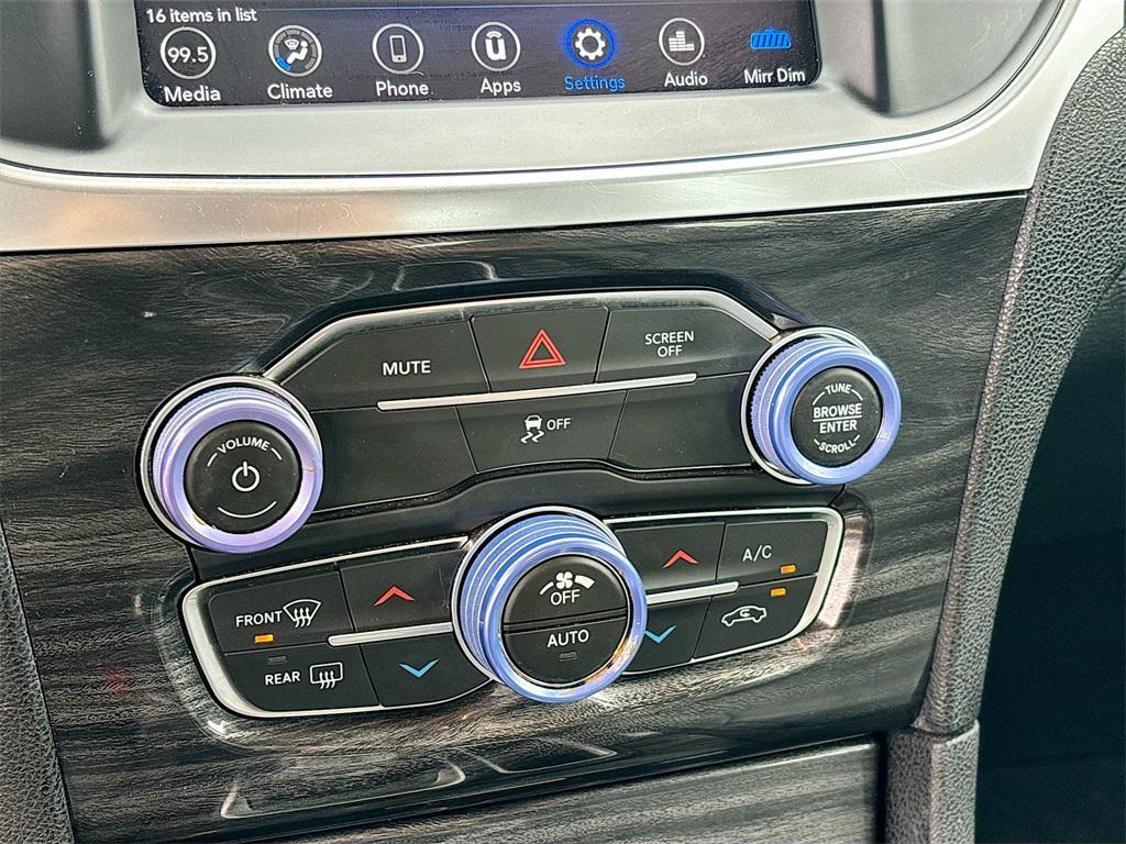 used 2021 Chrysler 300 car, priced at $18,800