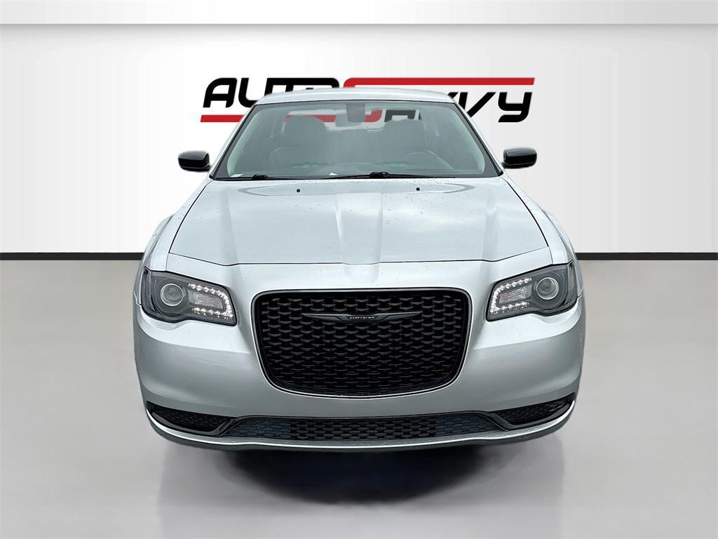 used 2021 Chrysler 300 car, priced at $18,800