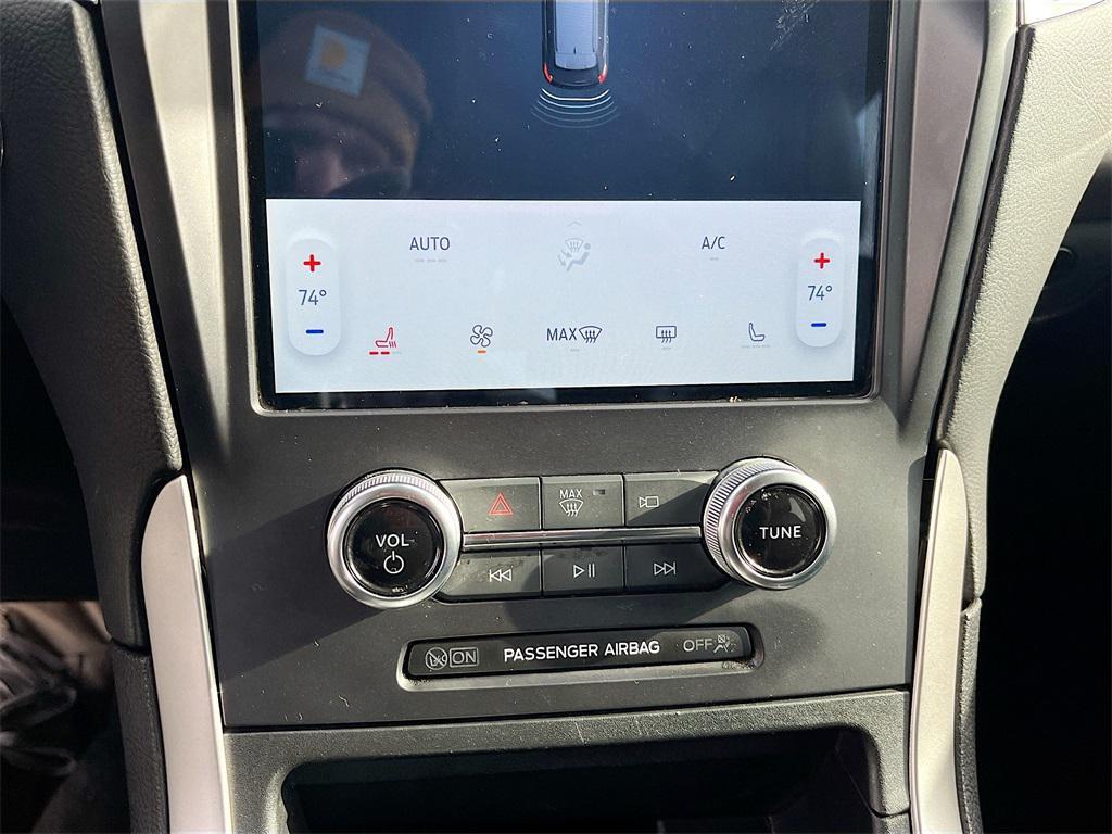 used 2024 Ford Edge car, priced at $23,800