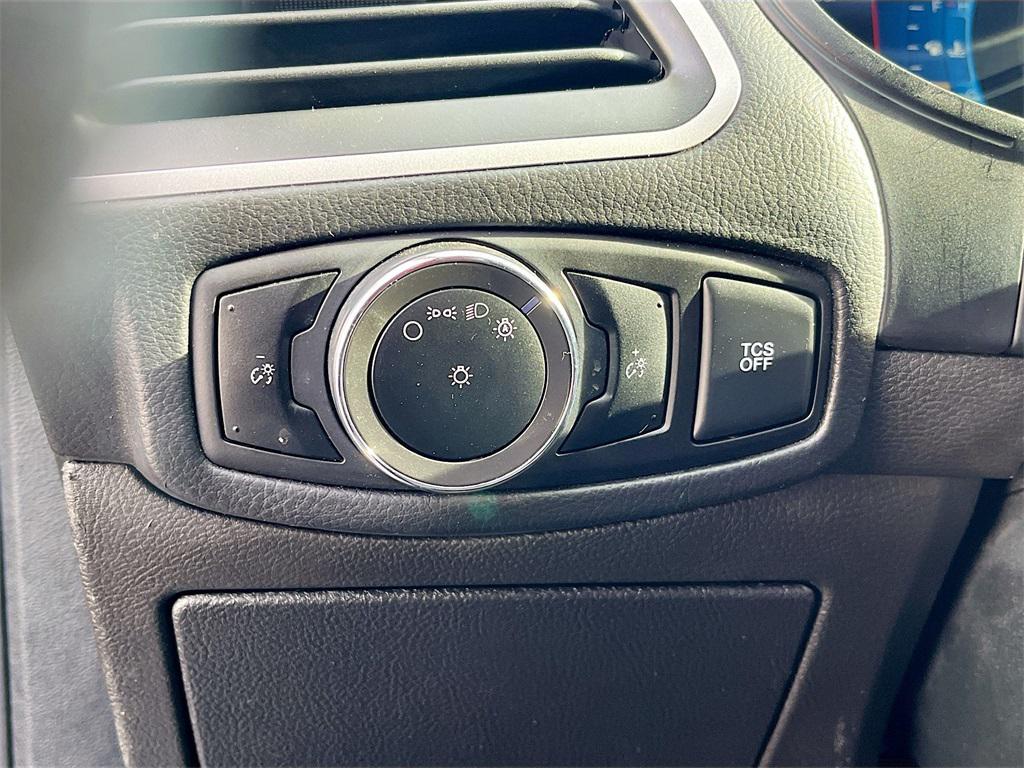 used 2024 Ford Edge car, priced at $23,800