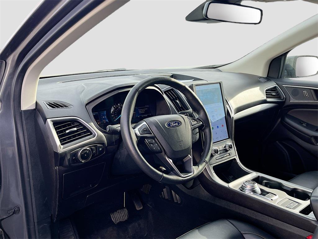 used 2024 Ford Edge car, priced at $23,800
