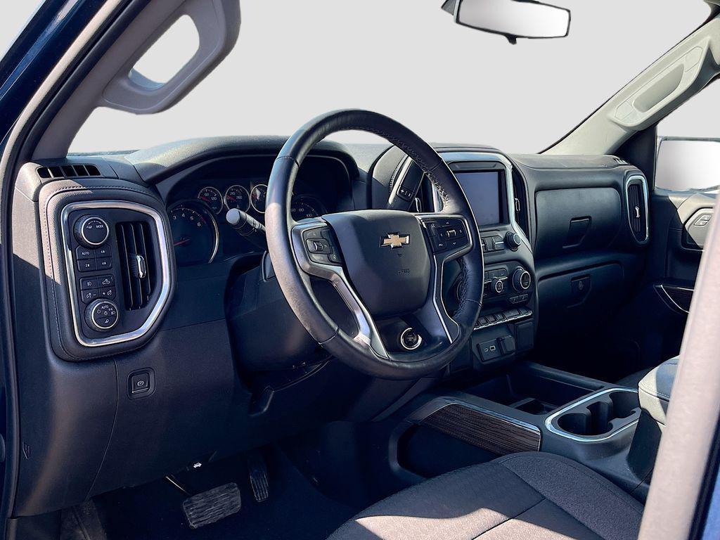 used 2022 Chevrolet Silverado 1500 car, priced at $32,300