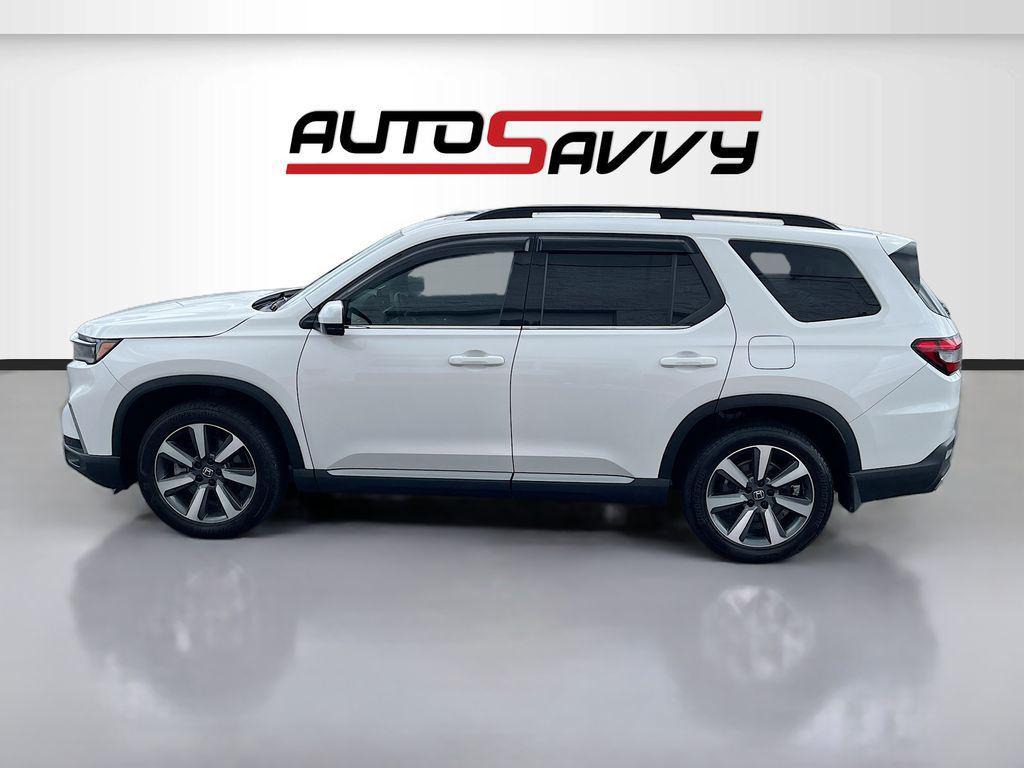used 2025 Honda Pilot car, priced at $39,400