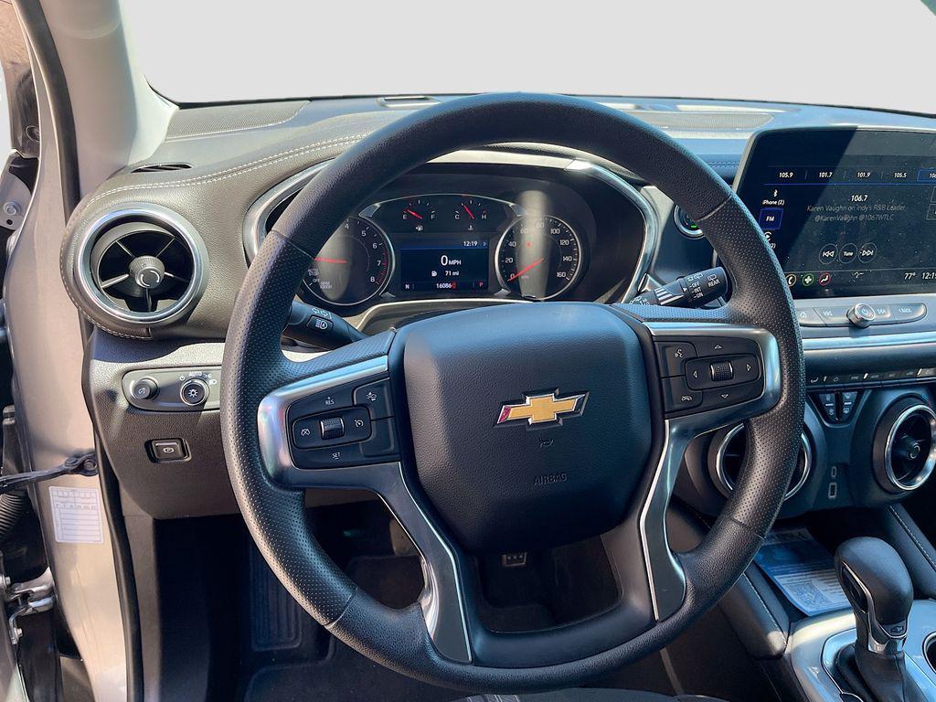 used 2025 Chevrolet Blazer car, priced at $24,200