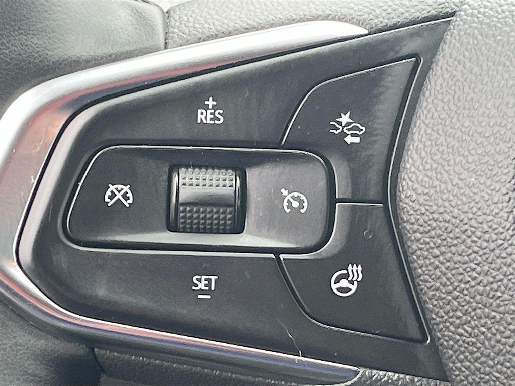 used 2024 Chevrolet Trax car, priced at $18,200