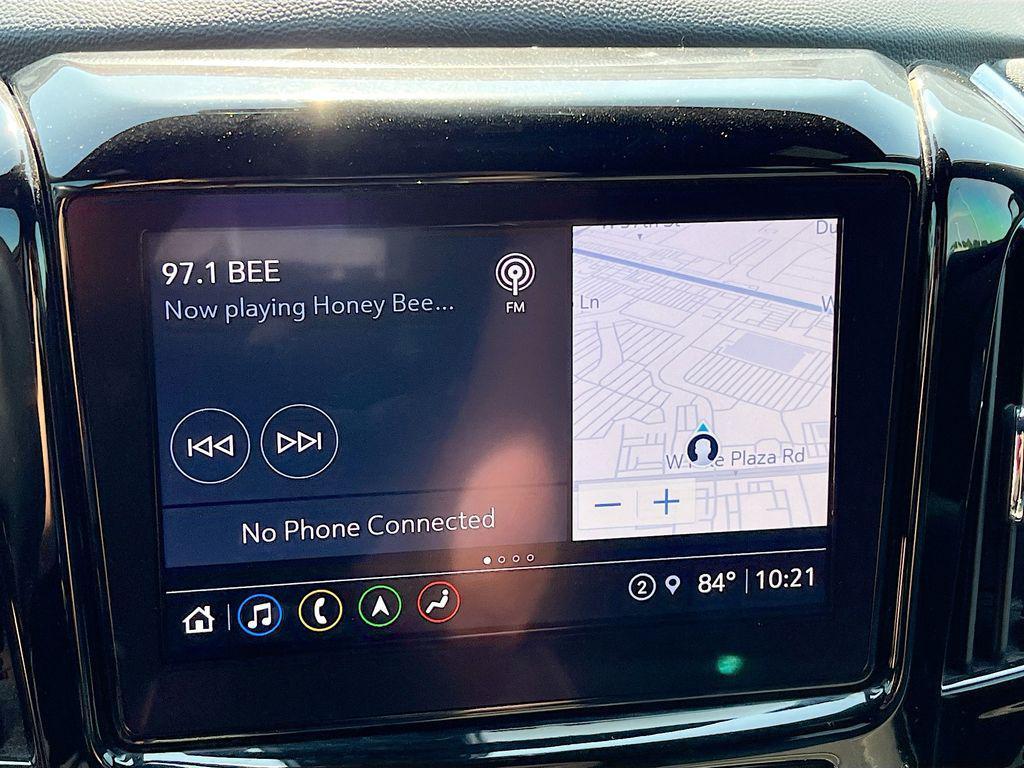 used 2022 Chevrolet Traverse car, priced at $26,800