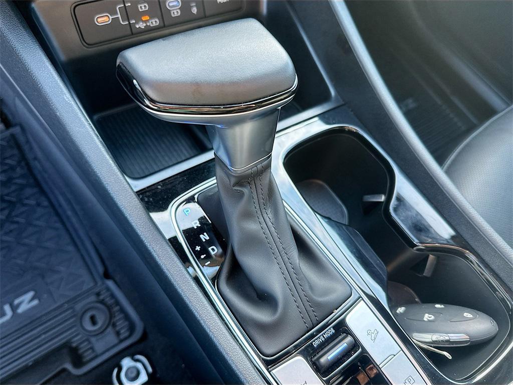 used 2025 Hyundai SANTA CRUZ car, priced at $29,800